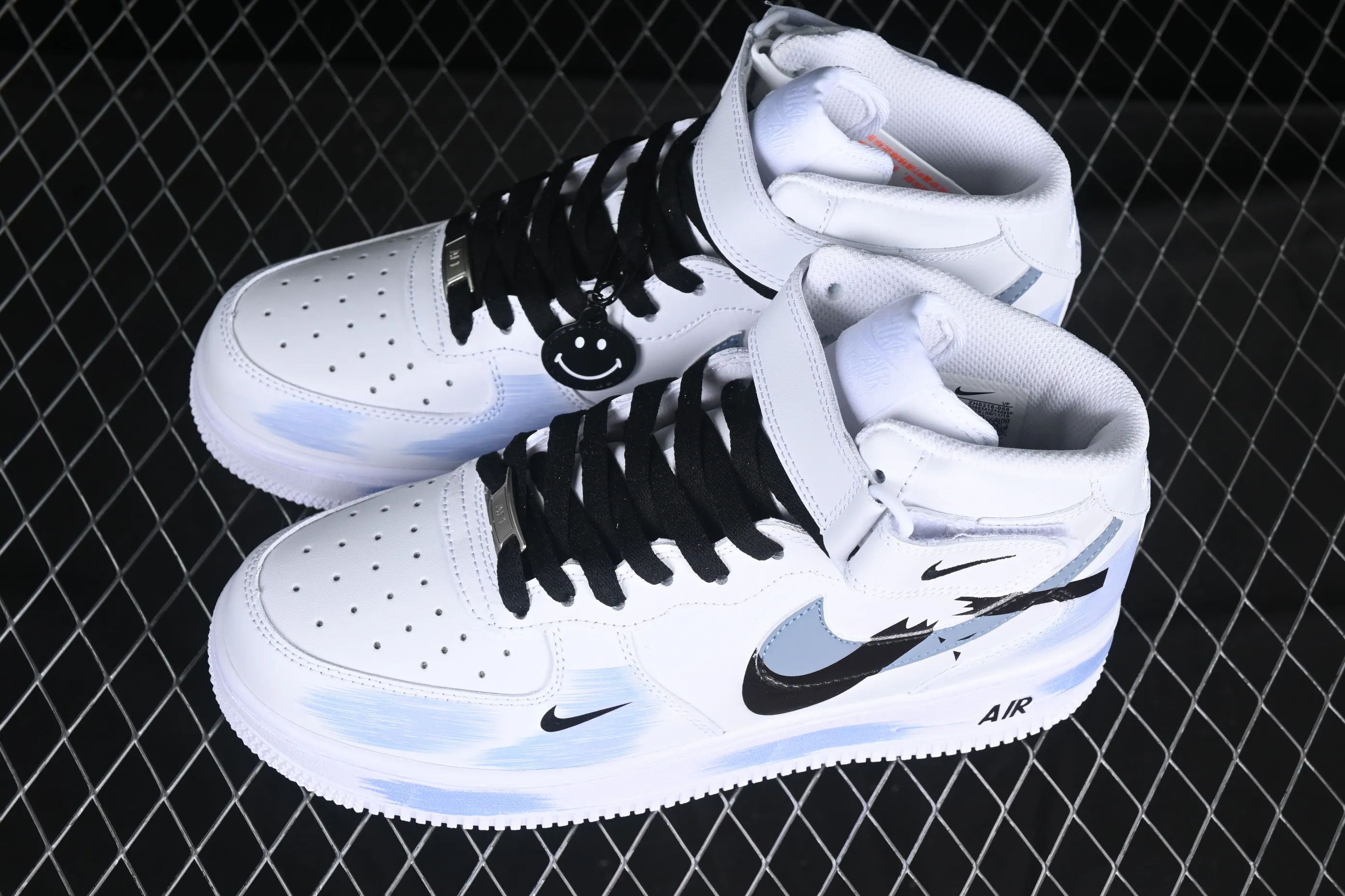 All Categories Nk Air Force 1 Air Force Series Nk Air Force 1 Mid Air Force Mid Nk Air Force 1'07 Mid Broken Hook Inkjet Painting Second Dimension Theme Air Force One Mid Casual Sneakers ZH0316-056